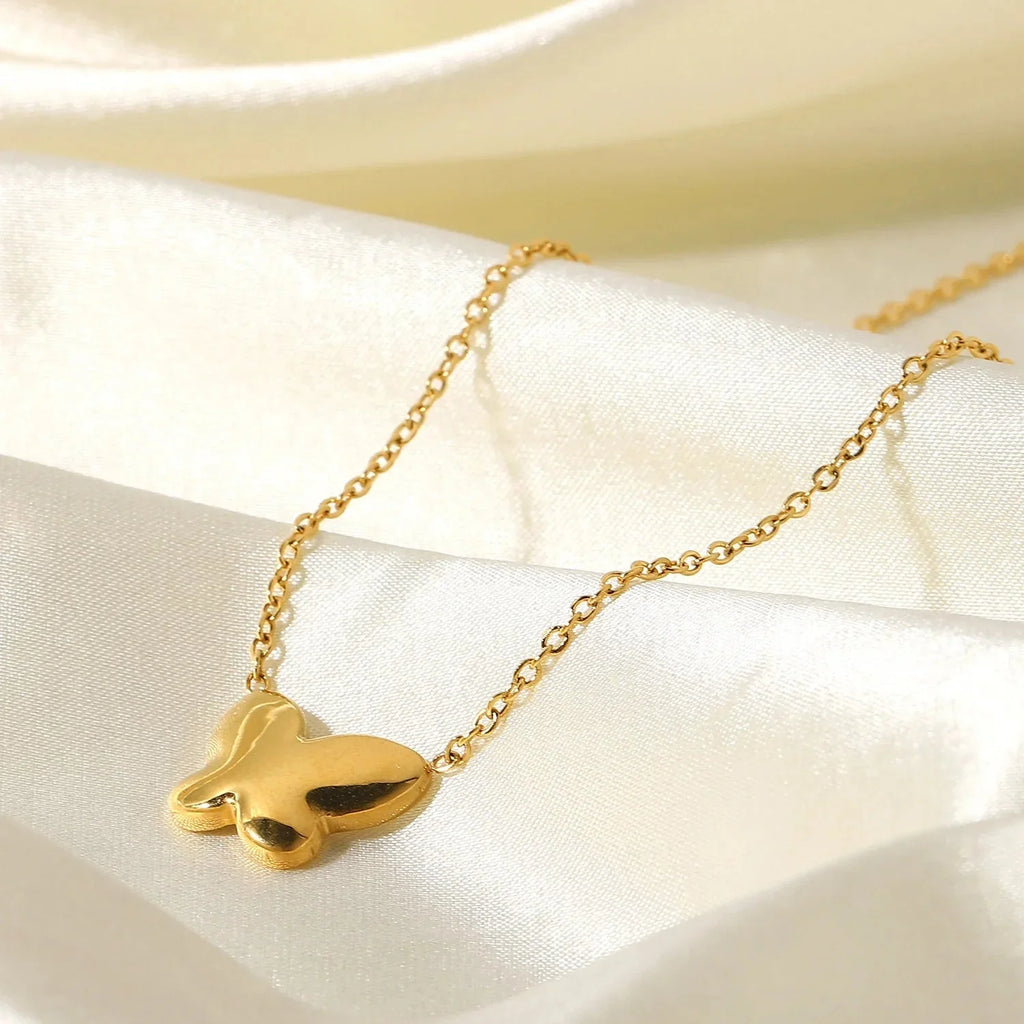 Flutterby Mother of Pearl Necklace